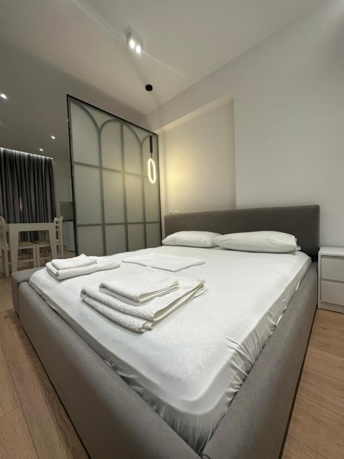 Center Apartment Tirana Buitenkant foto